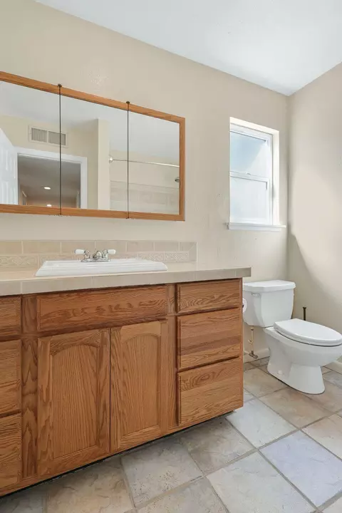 8759 Redbank Rd, Redding, CA 96001 photo 20