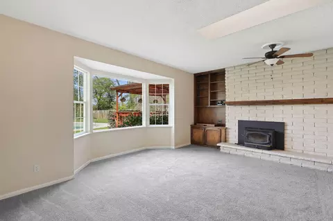 8759 Redbank Rd, Redding, CA 96001 photo 5