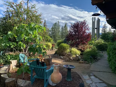 15740 Rock Creek Rd, Redding, CA 96001 photo 4