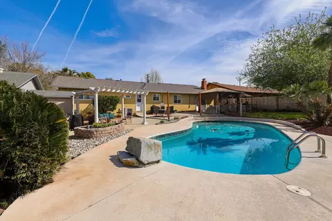 1243 Ledell Dr, Redding, CA 96002 photo 33