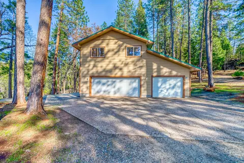 30370 Hidden Springs Ln, Whitmore, CA 96096