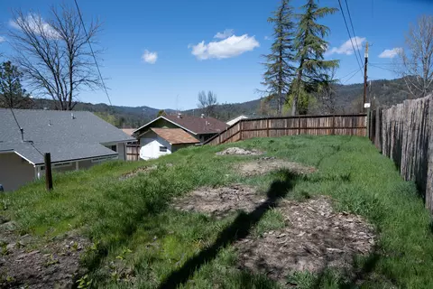 208 3rd Ave, Lewiston, CA 96052 photo 23