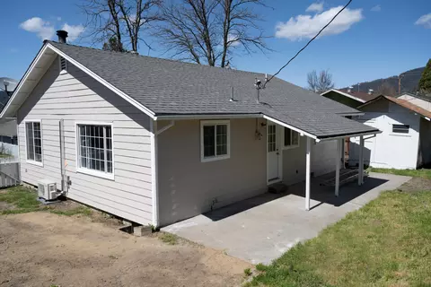 208 3rd Ave, Lewiston, CA 96052 photo 21