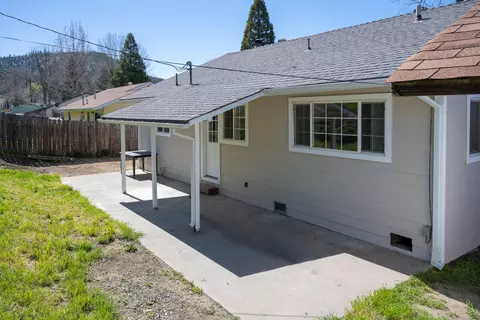 208 3rd Ave, Lewiston, CA 96052 photo 20