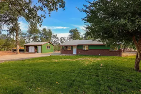 Exterior - 21325 Albatross Way, Redding, CA 96003 photo 6 of 12