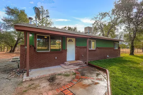 Exterior - 21325 Albatross Way, Redding, CA 96003 photo 3 of 12