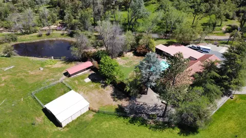 11085 French Creek Rd, Palo Cedro, CA 96073