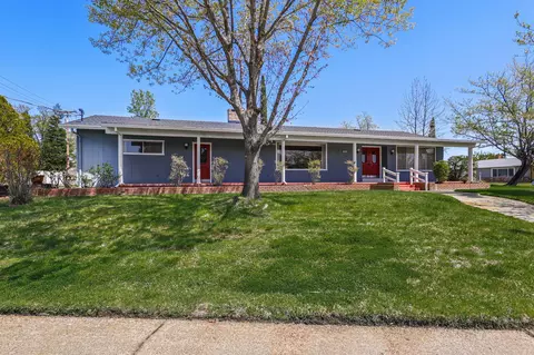 3340 Panorama Dr, Redding, CA 96003 photo 5