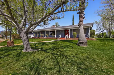 3340 Panorama Dr, Redding, CA 96003 photo 4