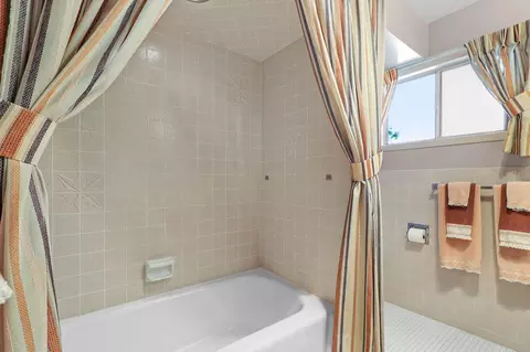 3340 Panorama Dr, Redding, CA 96003 photo 37