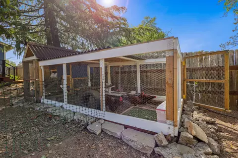 4320 Melody Ln, Redding, CA 96001 photo 41