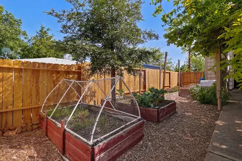 4320 Melody Ln, Redding, CA 96001 photo 30
