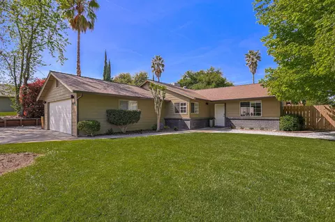 4478 Moyvane Dr, Redding, CA 96001 photo 1