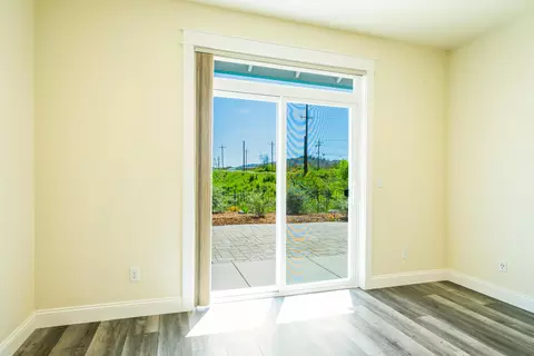 16072 Bush St, Redding, CA 96001 photo 15