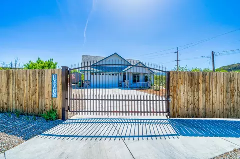 16072 Bush St, Redding, CA 96001 photo 2