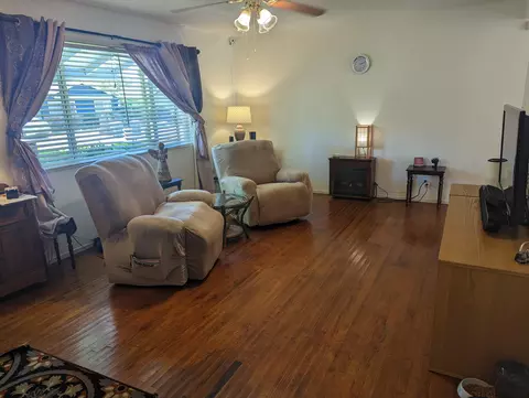 2066 Jupiter, Redding, CA 96002 photo 3