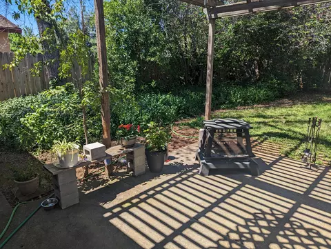 2066 Jupiter, Redding, CA 96002 photo 9