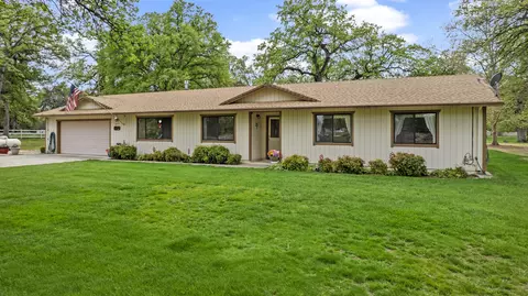 2895 Majestic Oak Cir, Cottonwood, CA 96022