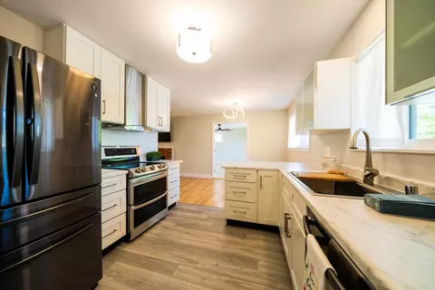 1660 El Cerrito Ct, Red Bluff, CA 96080 photo 2