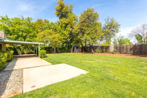 1318 Lorraine Dr, Redding, CA 96002 photo 15