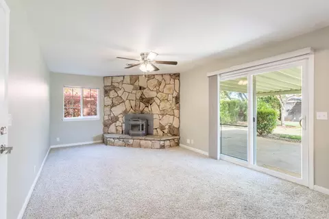 1318 Lorraine Dr, Redding, CA 96002 photo 8