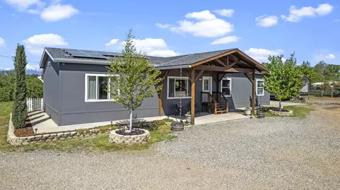 20066 Columbia Park Dr, Redding, CA 96003