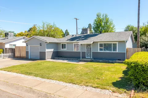 2185 Solar Way, Redding, CA 96002