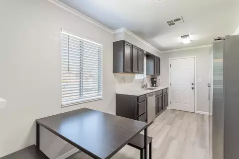 2185 Solar Way, Redding, CA 96002 photo 7