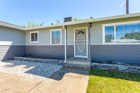 2185 Solar Way, Redding, CA 96002 photo 22