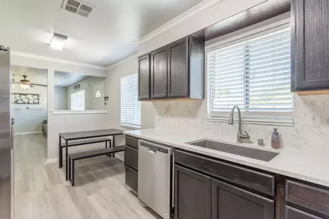 2185 Solar Way, Redding, CA 96002 photo 9