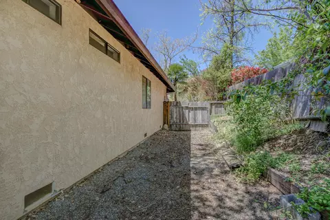 3317 Sherman Way, Redding, CA 96003 photo 41