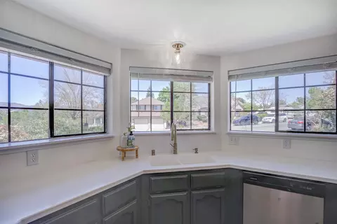 3317 Sherman Way, Redding, CA 96003 photo 12
