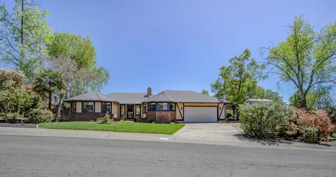 3317 Sherman Way, Redding, CA 96003