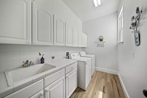 1400 Woodbridge Ct, Redding, CA 96002 photo 23