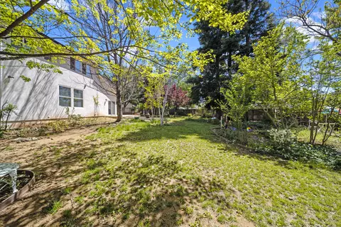 1400 Woodbridge Ct, Redding, CA 96002 photo 27