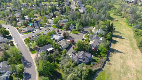 6055 Gleneagles Ct, Redding, CA 96003 photo 89