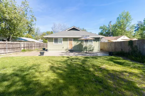 2948 Leland Ave, Redding, CA 96001 photo 25