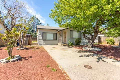 3926 Virgo St, Redding, CA 96002 photo 2