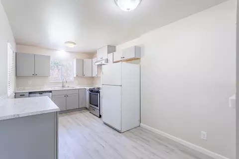 3926 Virgo St, Redding, CA 96002 photo 4