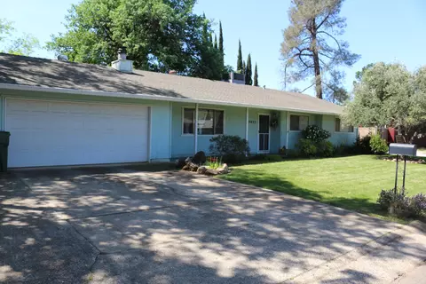 2655 Wilson Ave, Redding, CA 96002