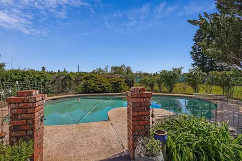 6445 Clear View Dr, Anderson, CA 96007 photo 6