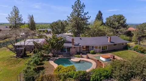 6445 Clear View Dr, Anderson, CA 96007 photo 5