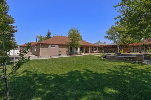 2045 Princeton Way, Redding, CA 96003 photo 60