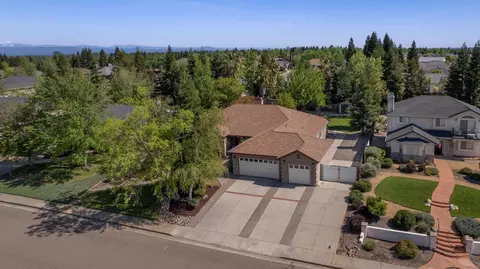 2045 Princeton Way, Redding, CA 96003 photo 27