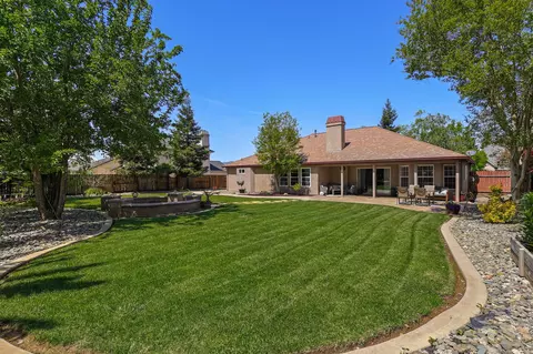 2045 Princeton Way, Redding, CA 96003 photo 23