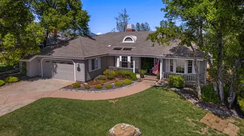 1789 Gold Hills Dr, Redding, CA 96003