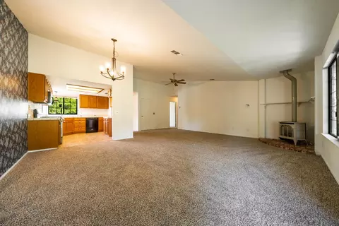 3494 Somerset Ave, Redding, CA 96002 photo 6