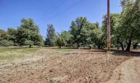 7242 Loftus Rd, Redding, CA 96002 photo 34