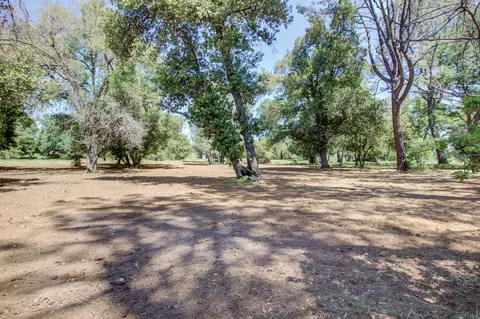 7242 Loftus Rd, Redding, CA 96002 photo 40
