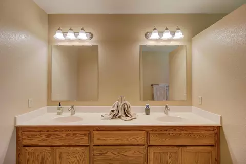 7242 Loftus Rd, Redding, CA 96002 photo 29